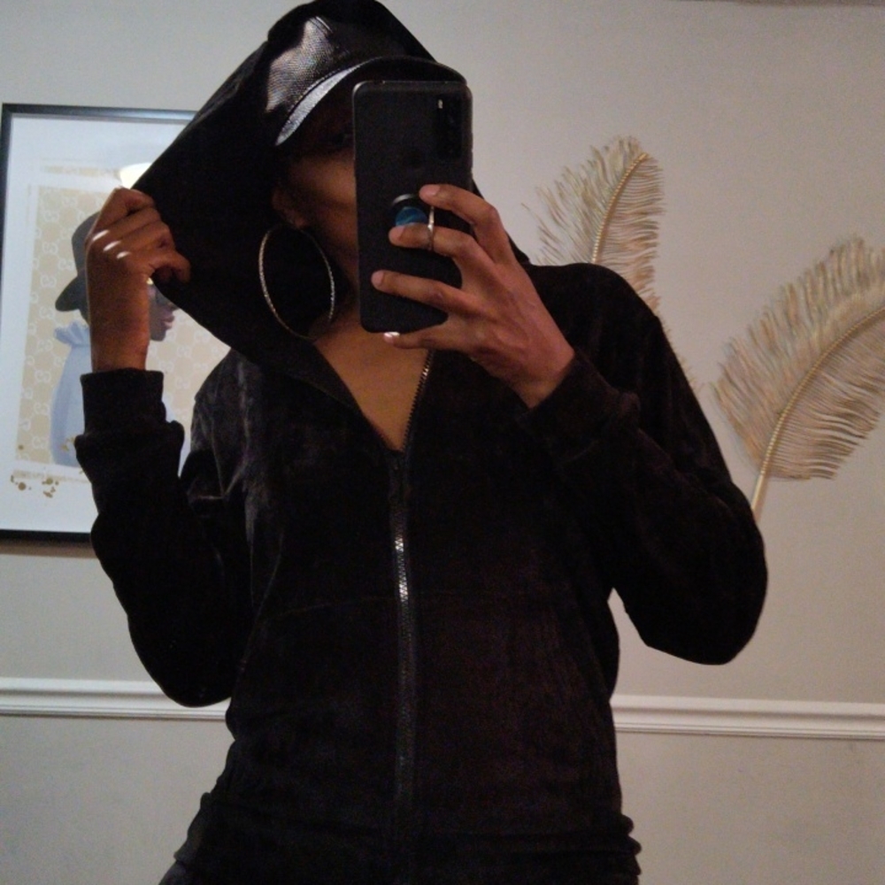 Zip Hoodie Velour Track Suit Set- Black ๐ค - Picture 5 of 11